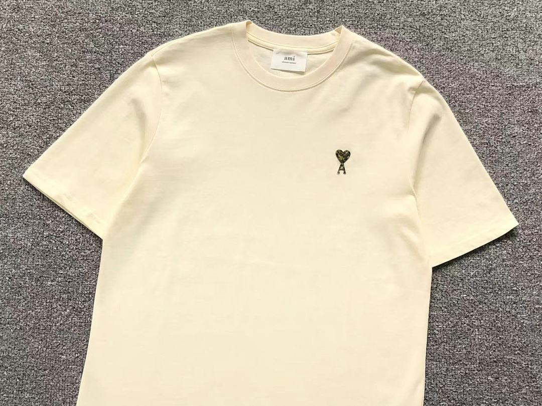 T-Shirts Ami Paris