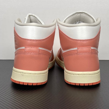 AJ1 MID Red Stardust