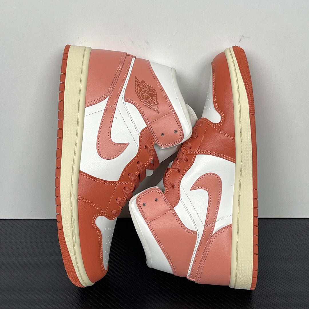 AJ1 MID Red Stardust