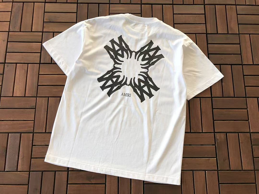 T-shirts Ami