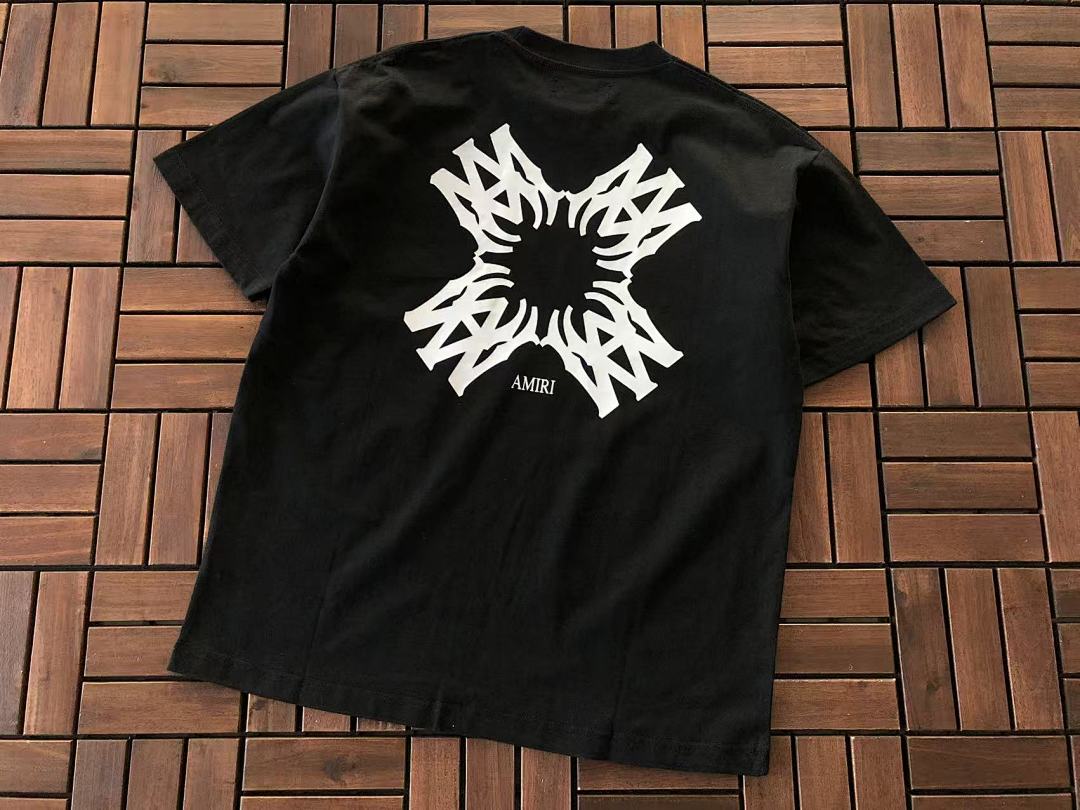 T-shirts Ami