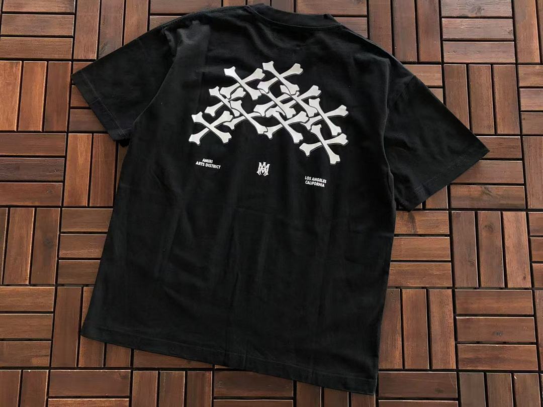 T-shirts Ami