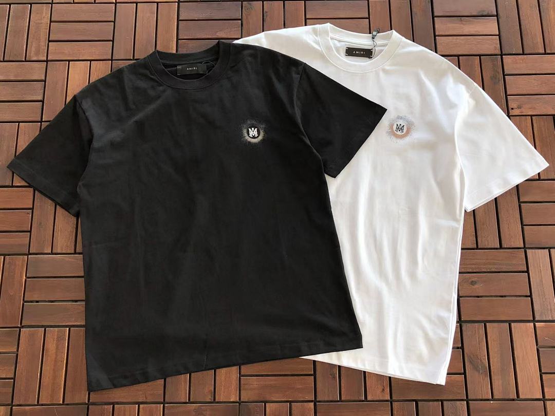 T-shirts Ami