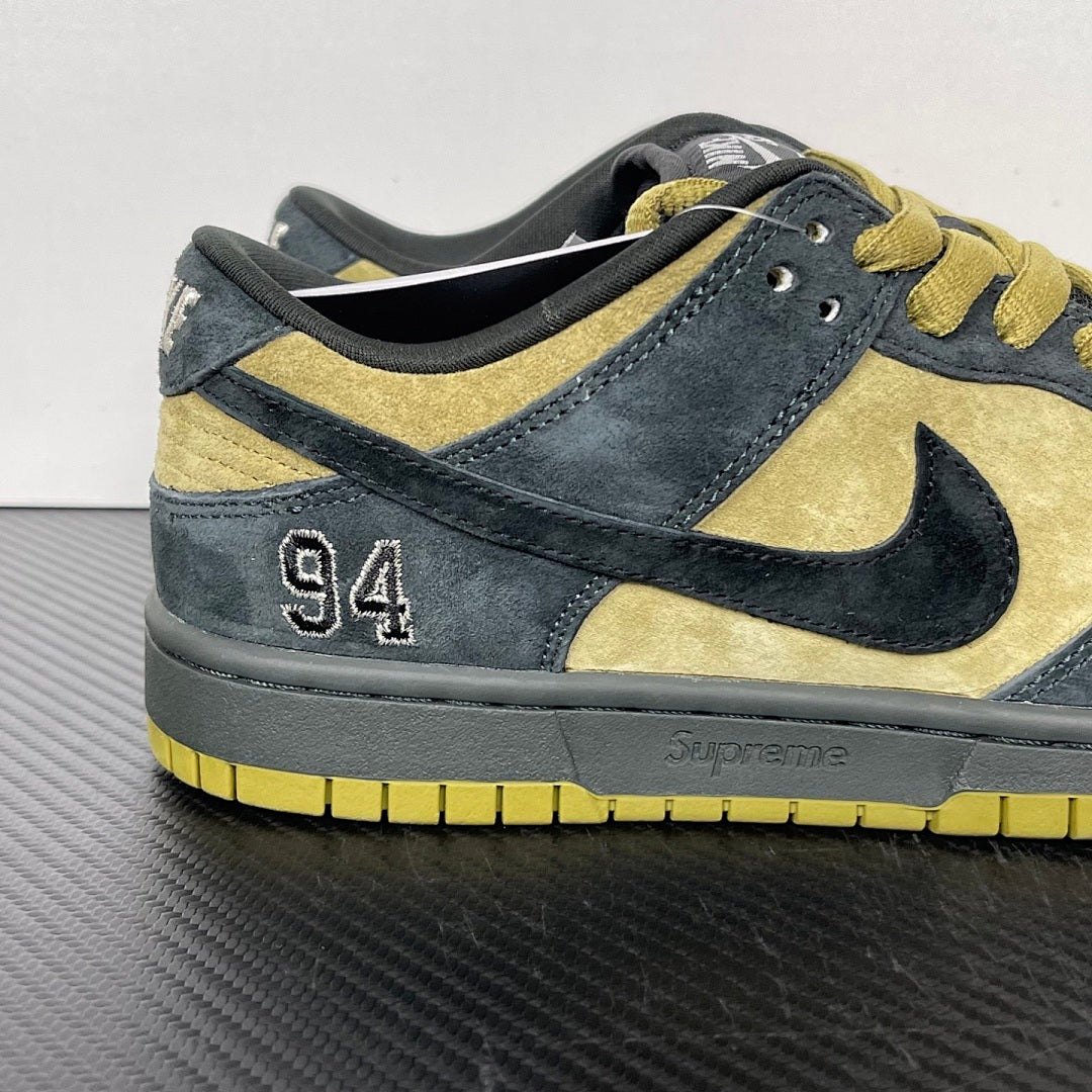 Dunk SB Supreme 94 Camper Green