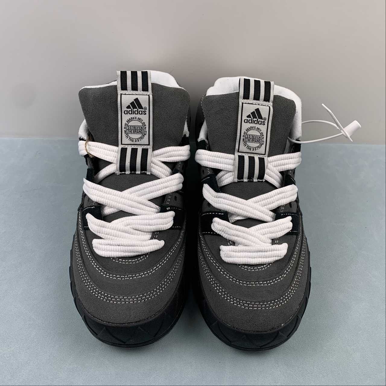 AD Adimatic Mid Black
