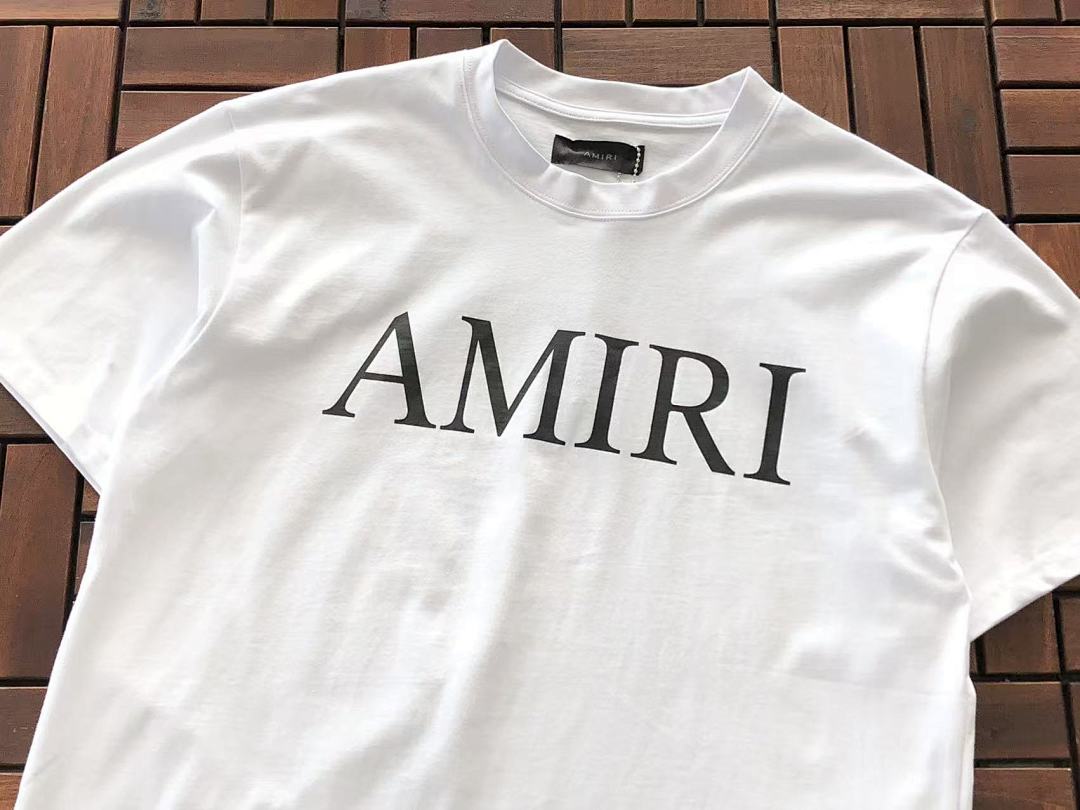 T-shirts Ami