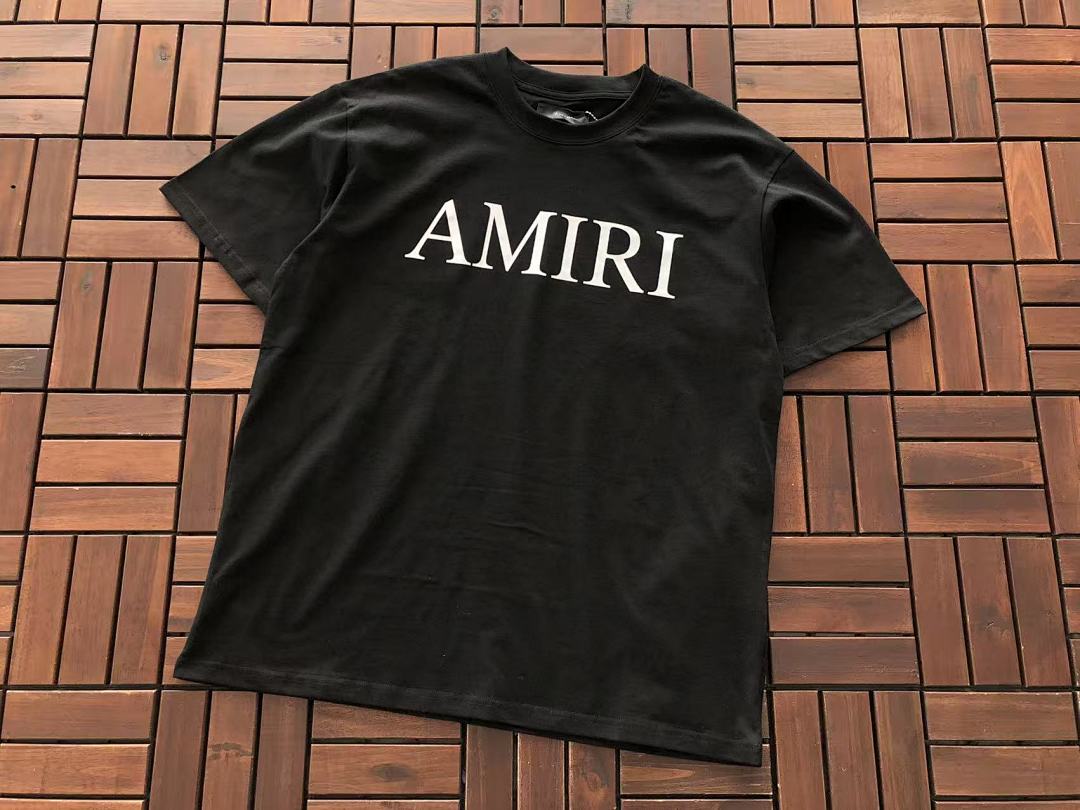 T-shirts Ami