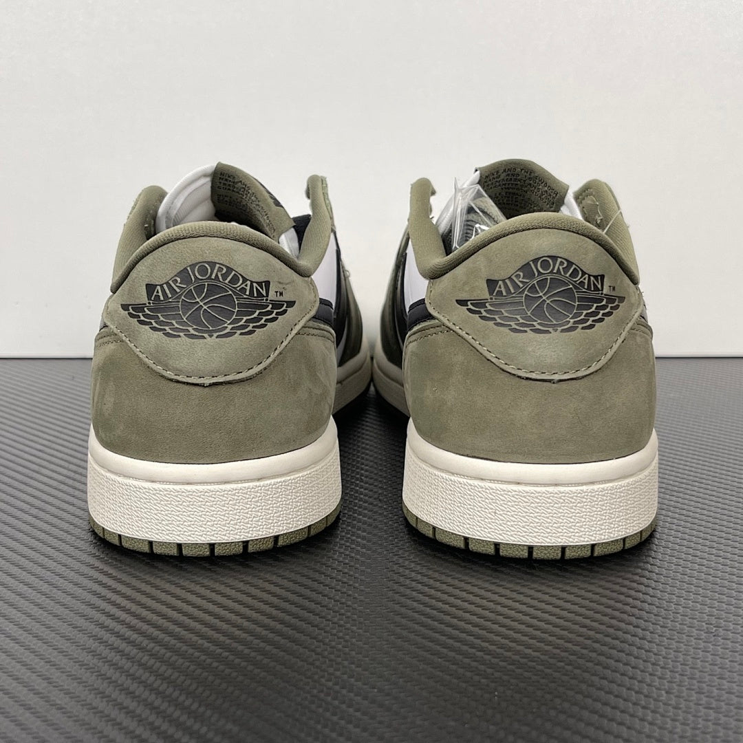 AJ1 Off Creme