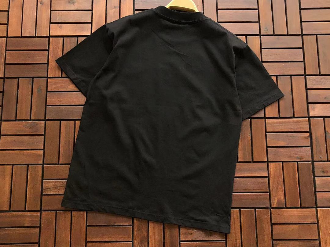 T-Shirt Broken Planet