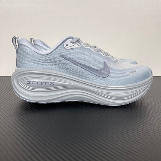 Vomero Plus Football Grey