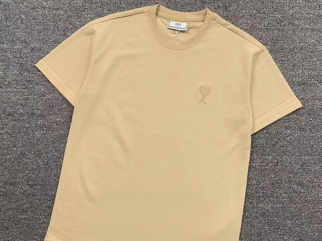 T-Shirts Ami Paris