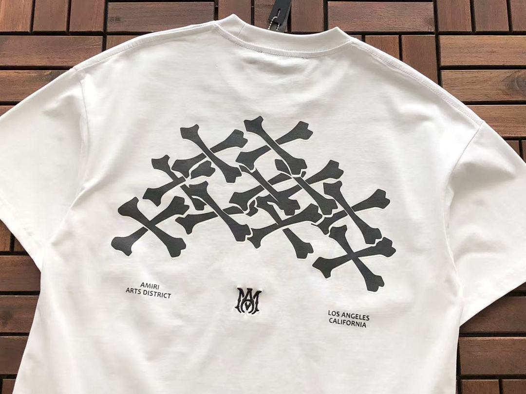 T-shirts Ami
