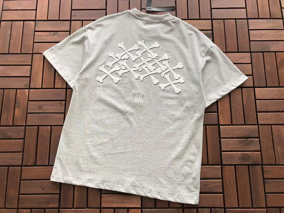 T-shirts Ami