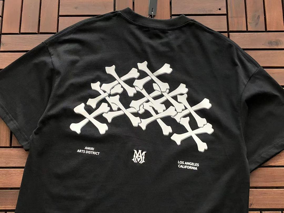 T-shirts Ami