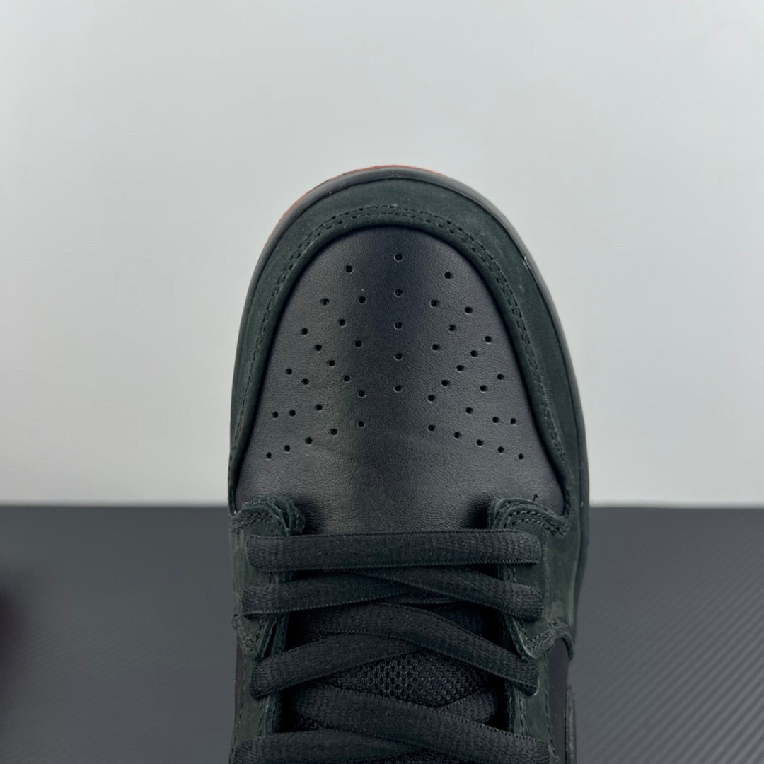 Dunk SB Black Pigeon