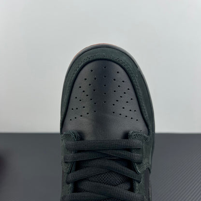 Dunk SB Black Pigeon