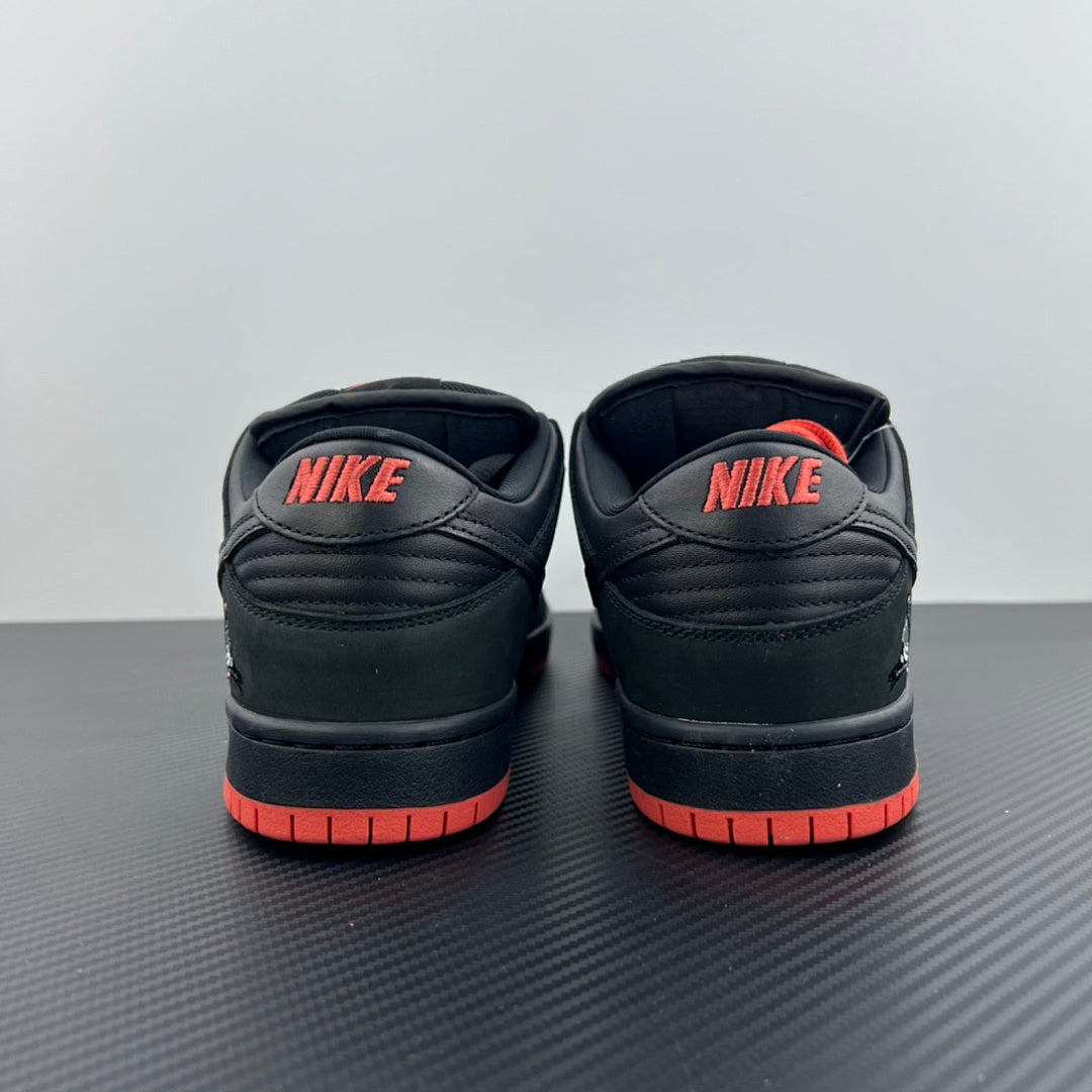 Dunk SB Black Pigeon