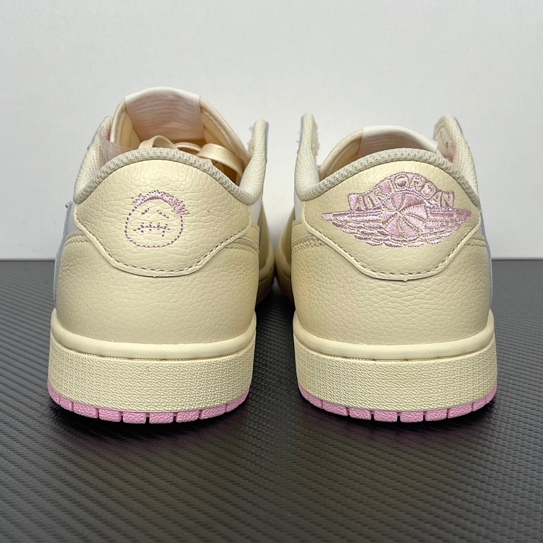 AJ1 Travis Reverse Mocha Little Pink