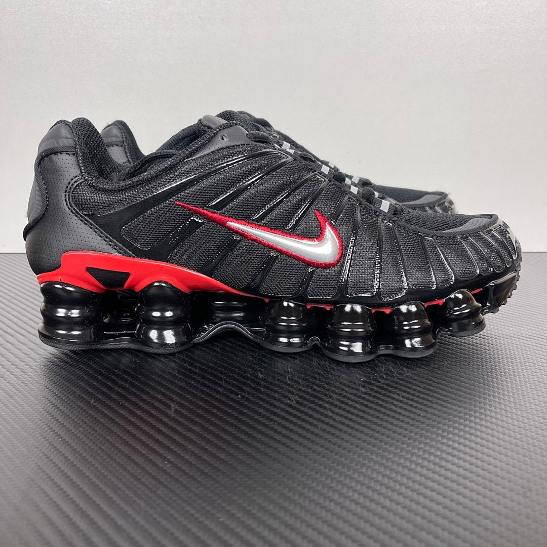 Aware Shox TL Black/Red