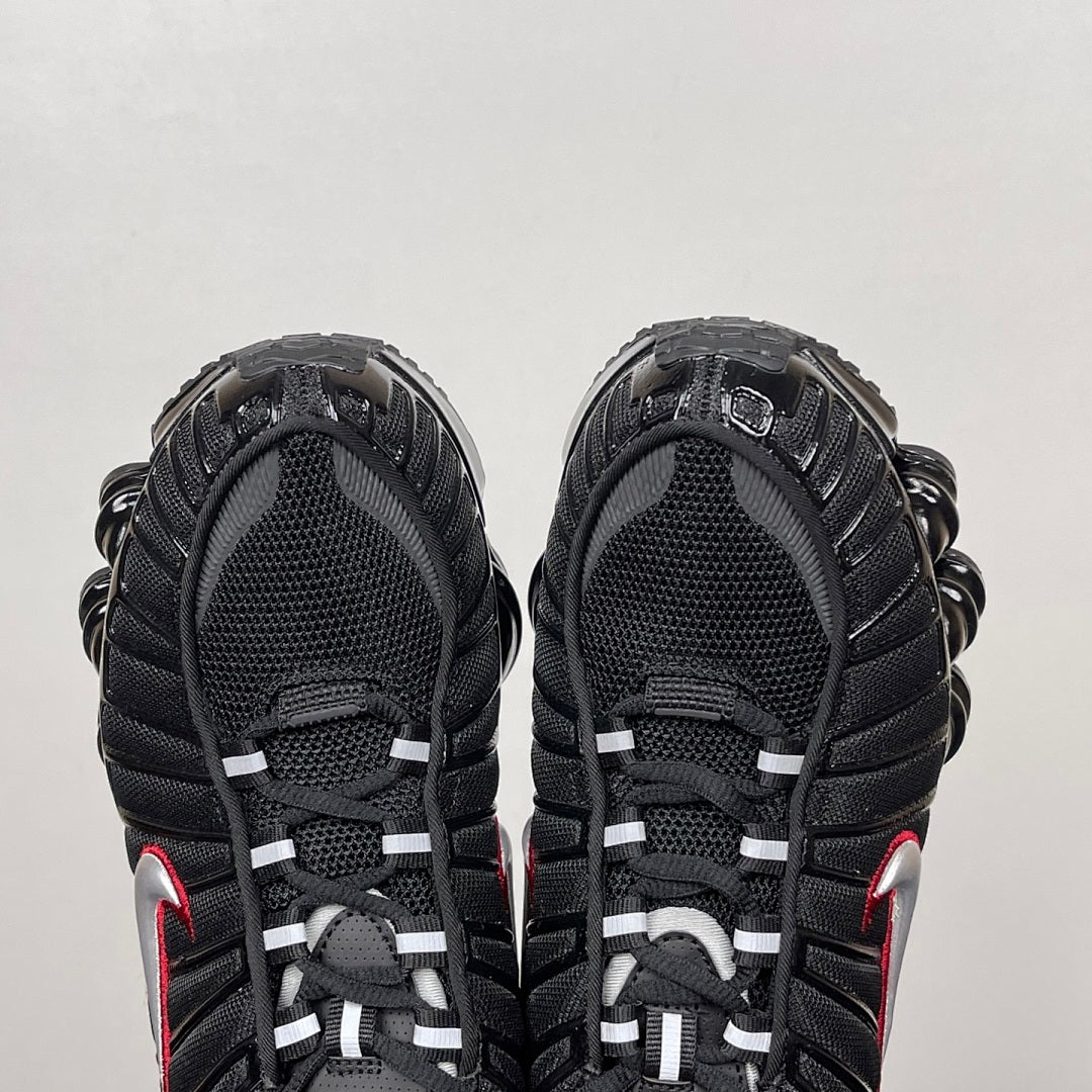 Aware Shox TL Black/Red