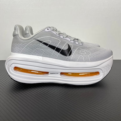Vomero Premium Grey
