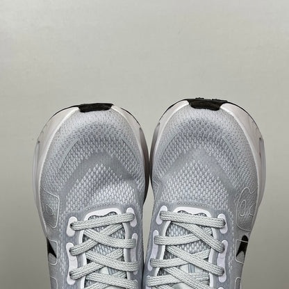 Vomero Premium Grey