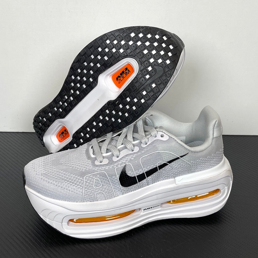 Vomero Premium Grey