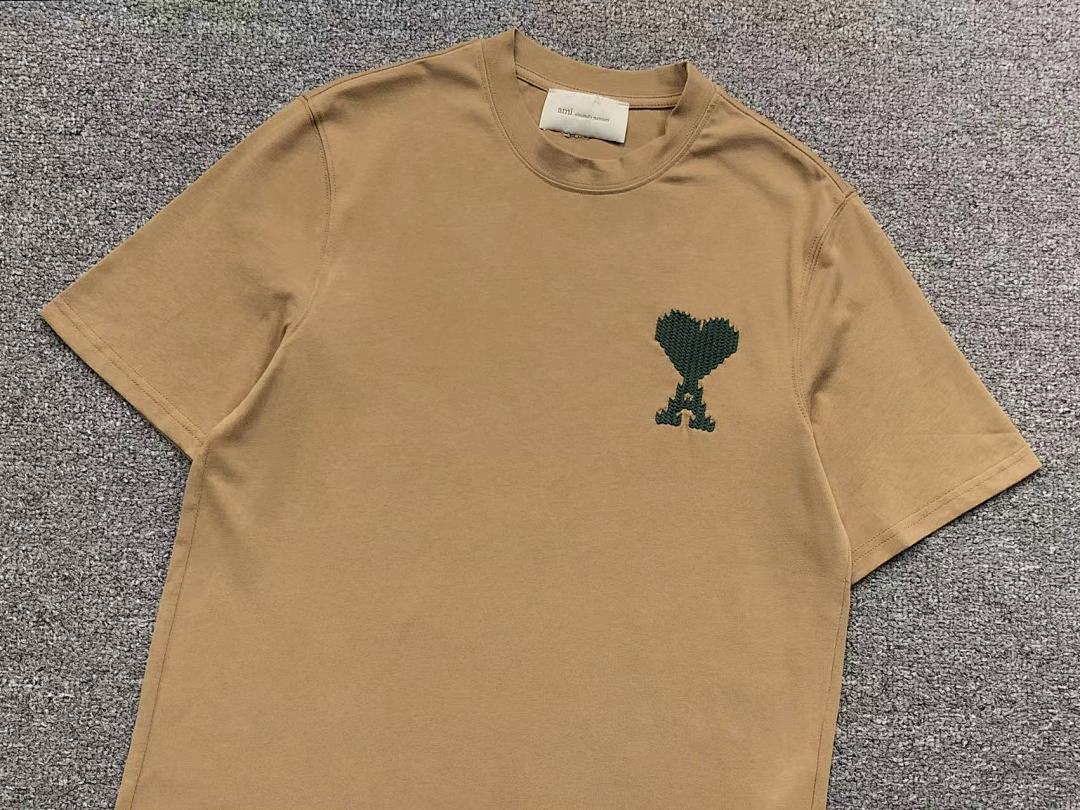 T-Shirts Ami Paris