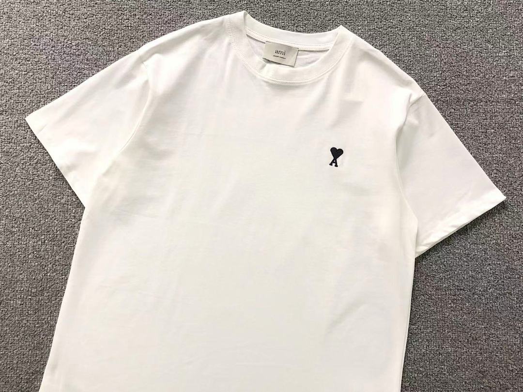 T-Shirts Ami Paris