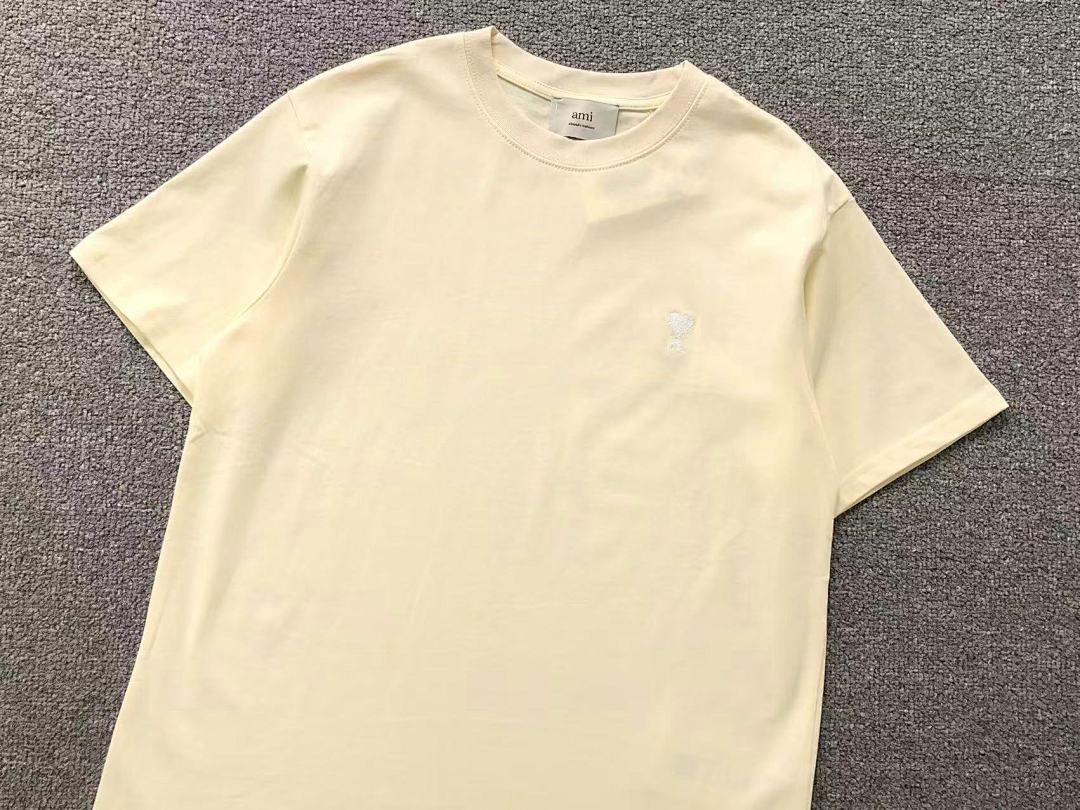 T-Shirts Ami Paris