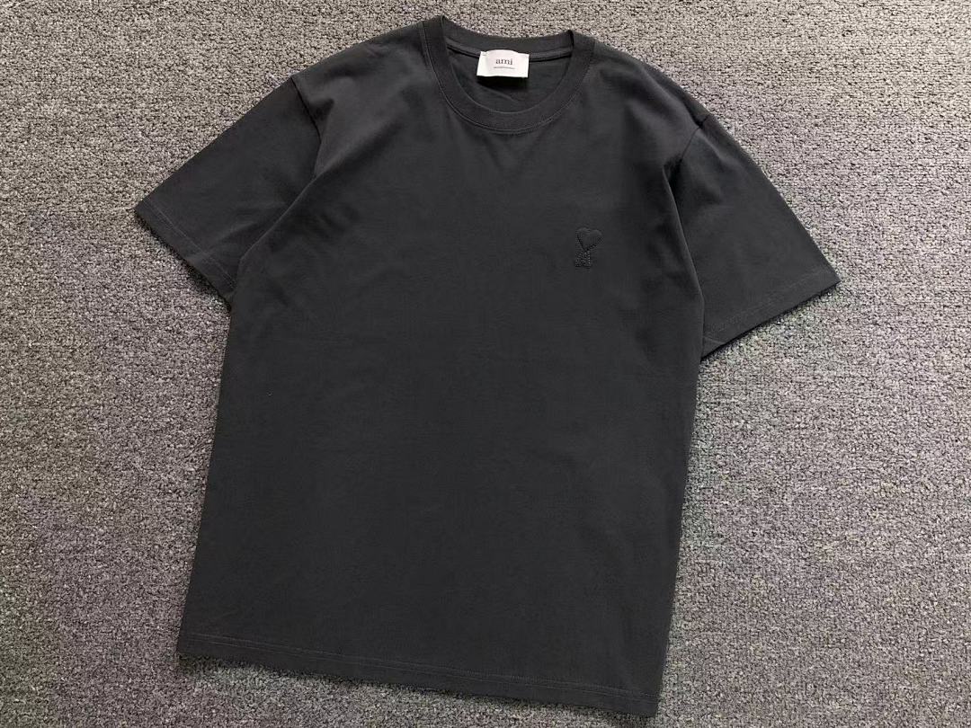 T-Shirts Ami Paris