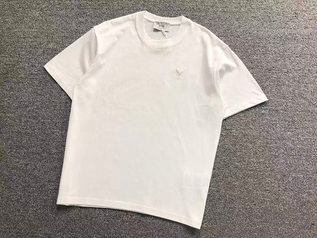 T-Shirts Ami Paris