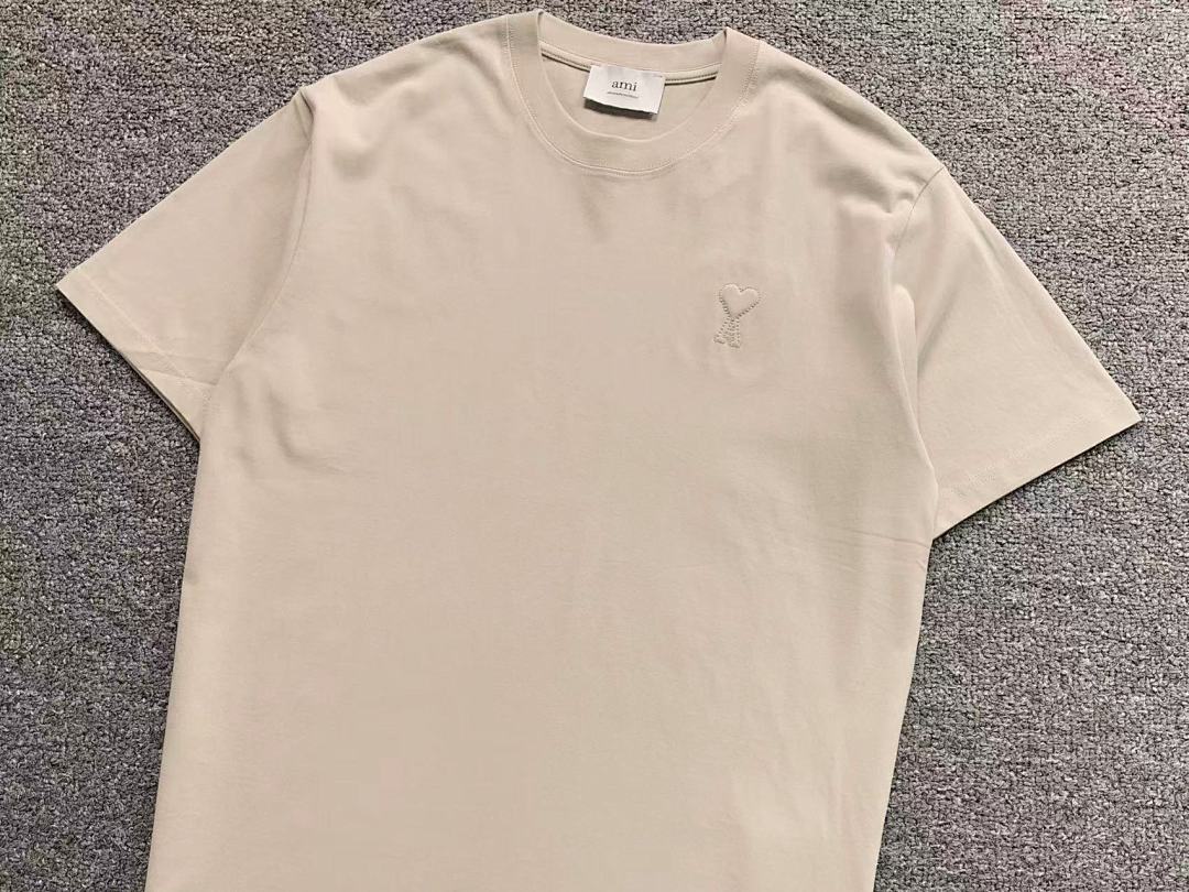 T-Shirts Ami Paris