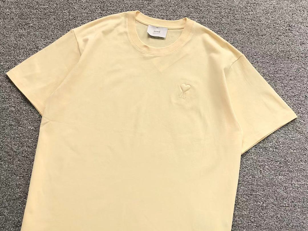 T-Shirts Ami Paris