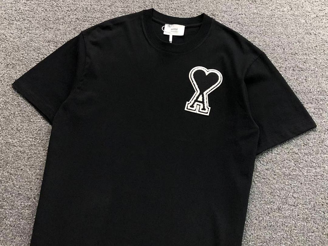 T-Shirts Ami Paris