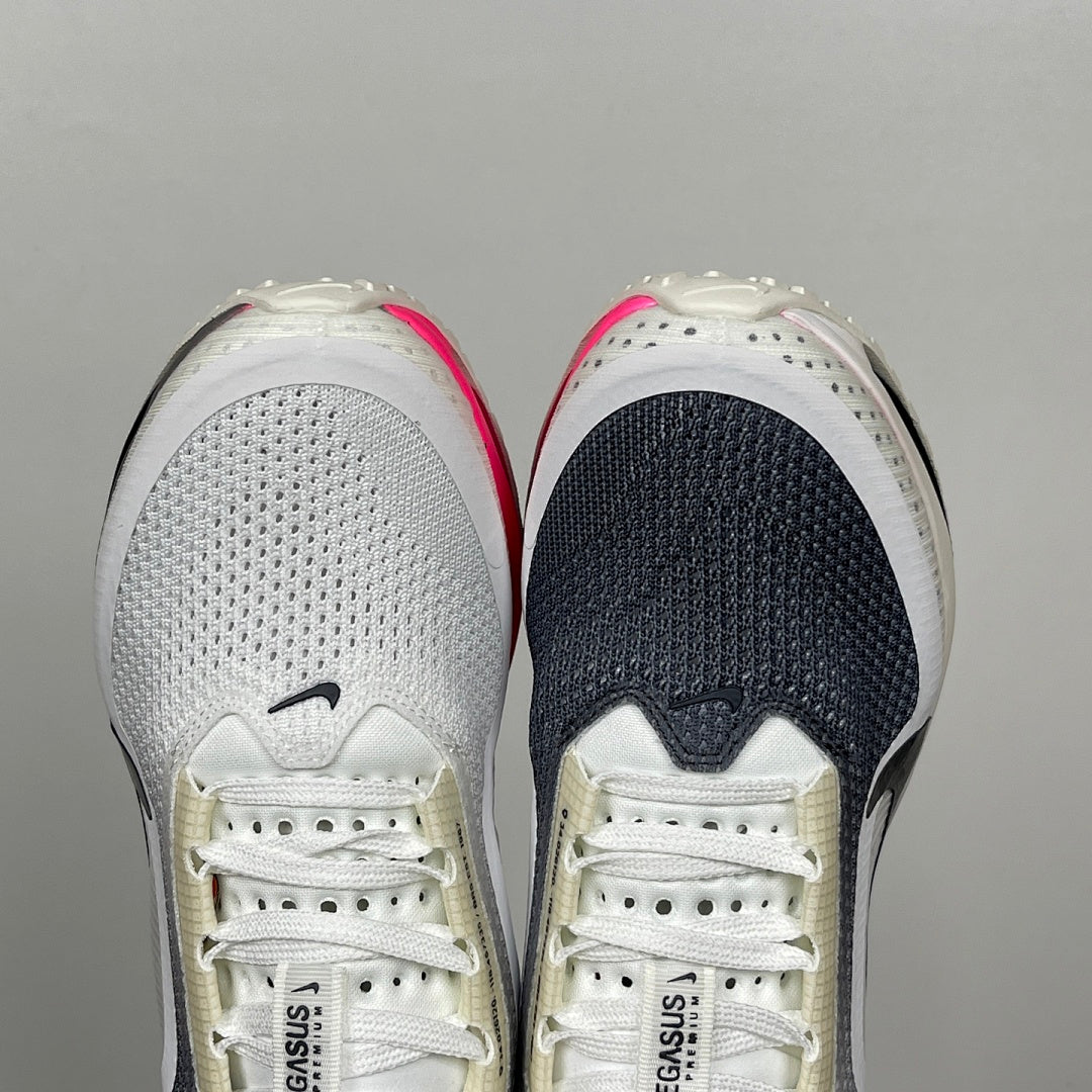 Pegasus Premium Black/Pink