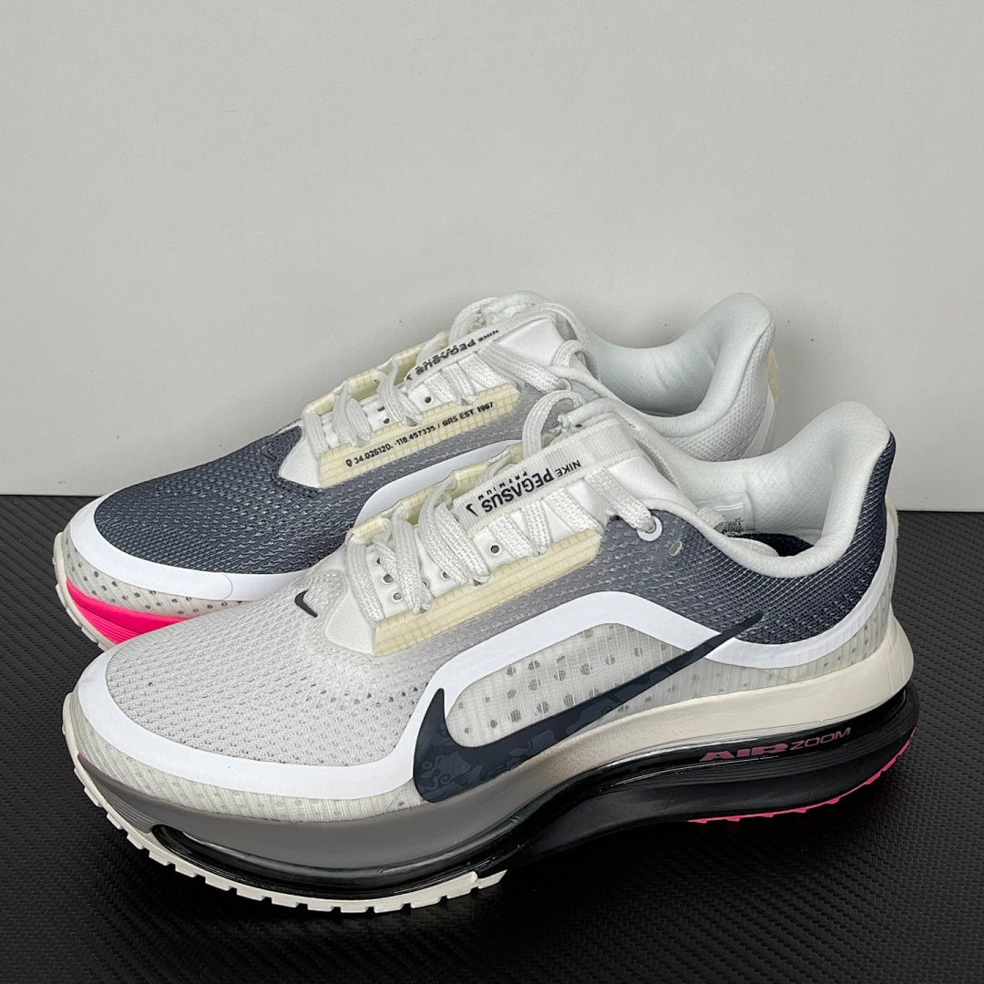 Pegasus Premium Black/Pink