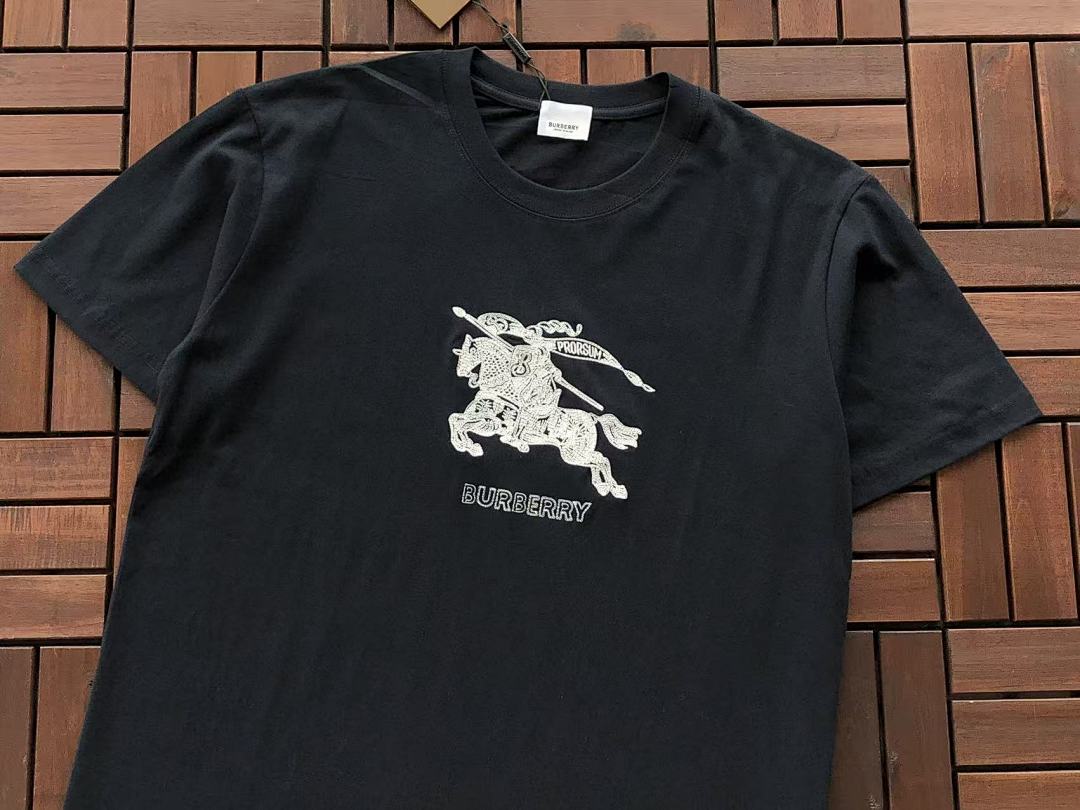 T-Shirts BB