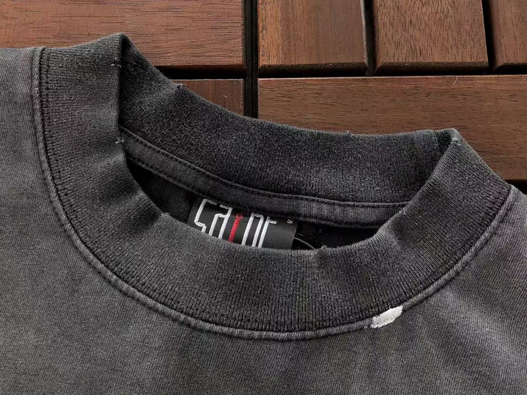 T-Shirts Saint M