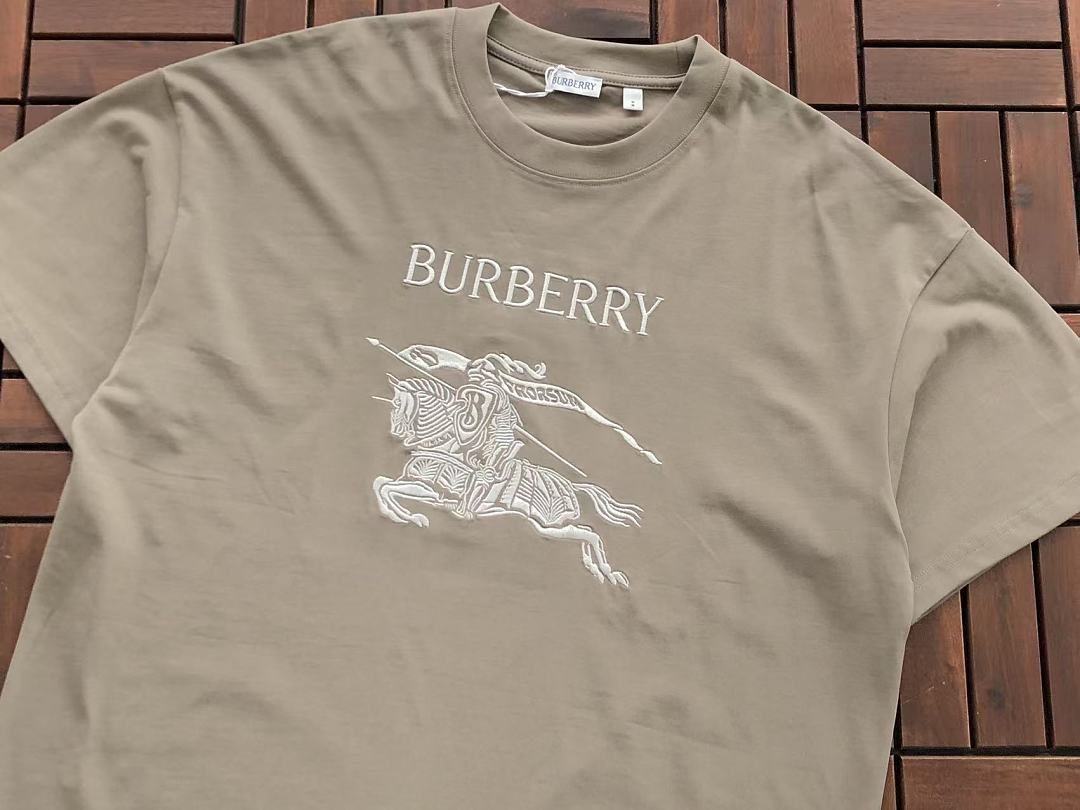 T-Shirts BB