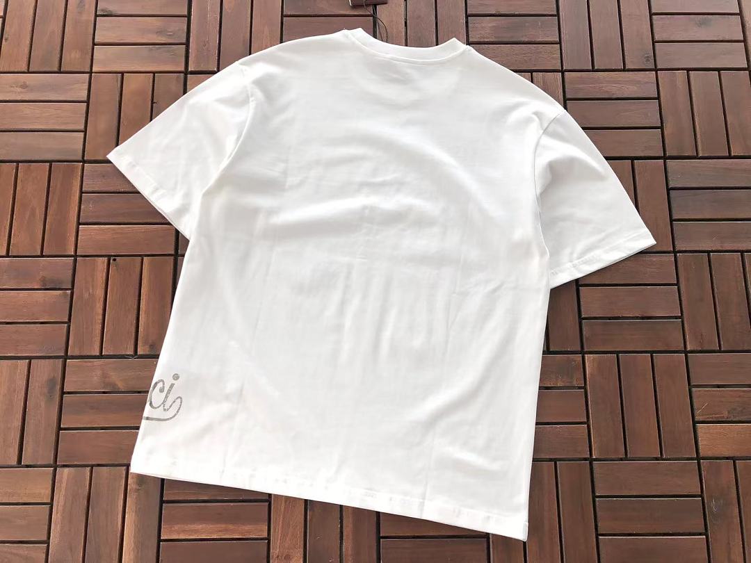 T-Shirt Broken Planet