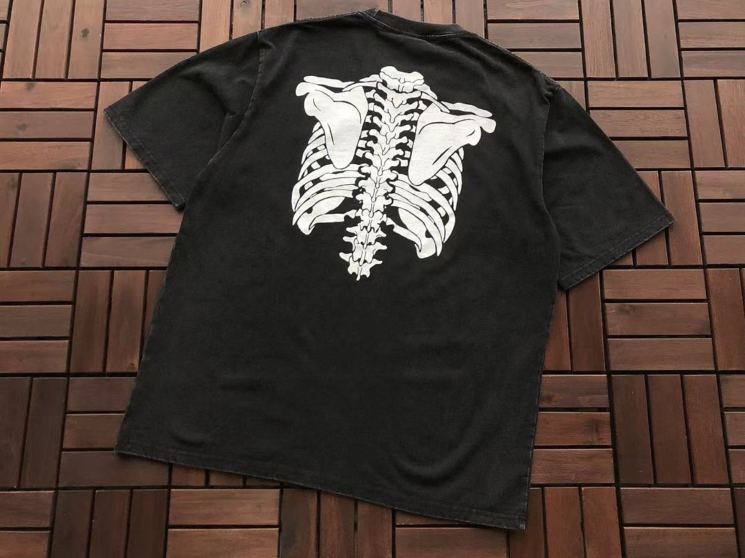 T-Shirts Saint M