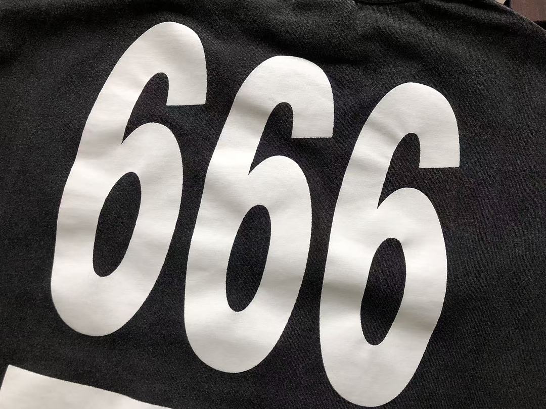 T-Shirts Saint M
