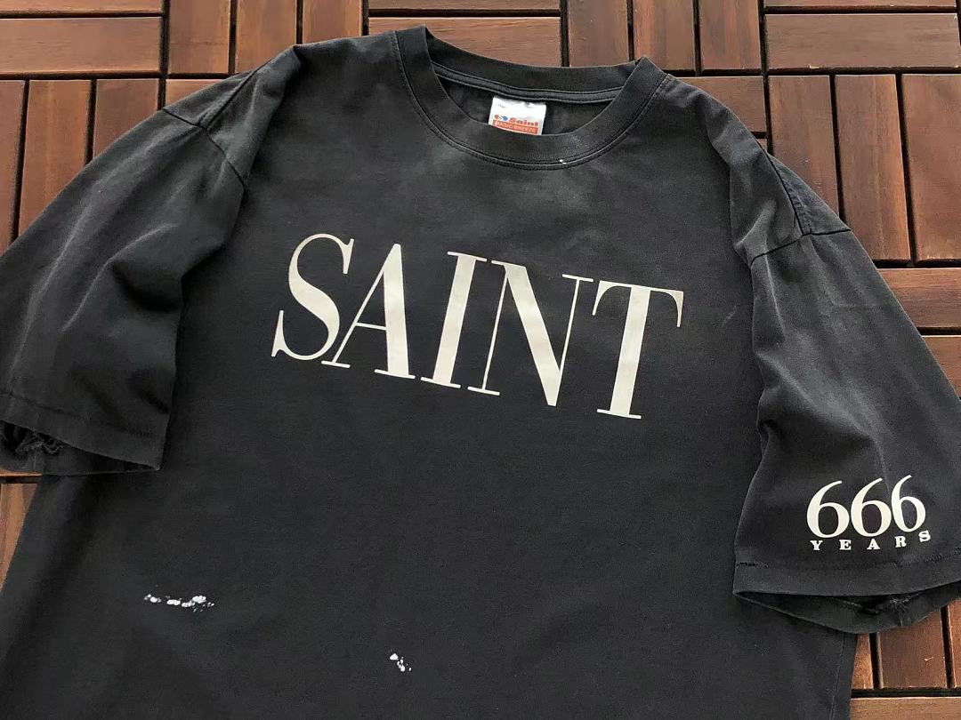 T-Shirts Saint M