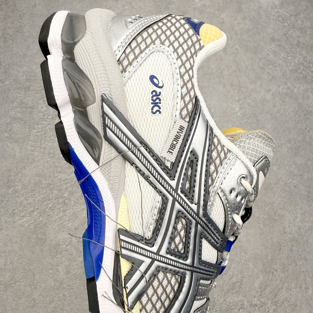 GEL-NIMBUS 10.1 White/Grey