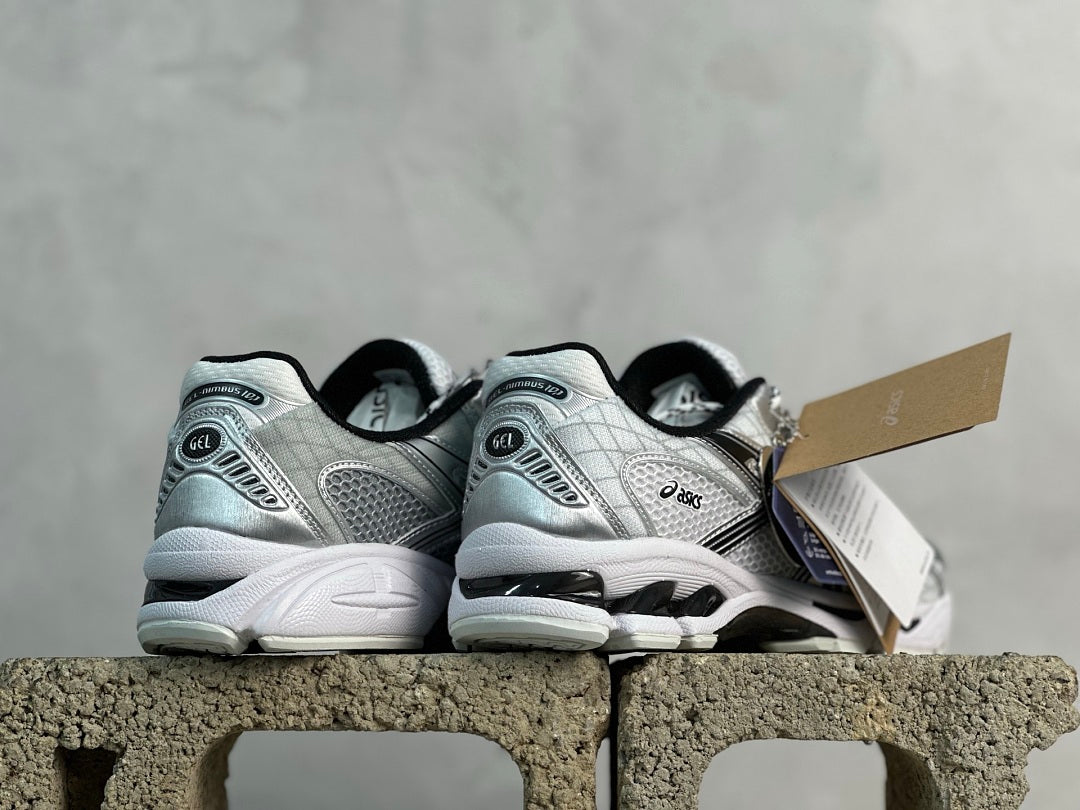 GEL-NIMBUS 10.1 Grey/Bone White/Black