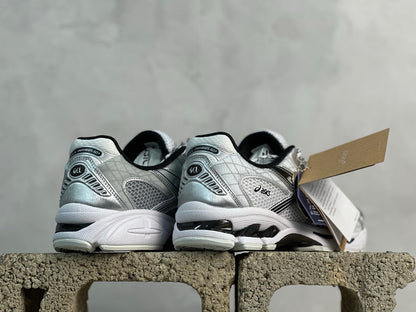 GEL-NIMBUS 10.1 Grey/Bone White/Black
