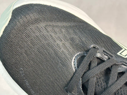 GEL-NIMBUS 28 Black/White