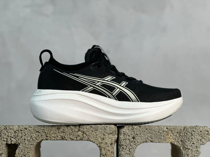 GEL-NIMBUS 28 Black/White