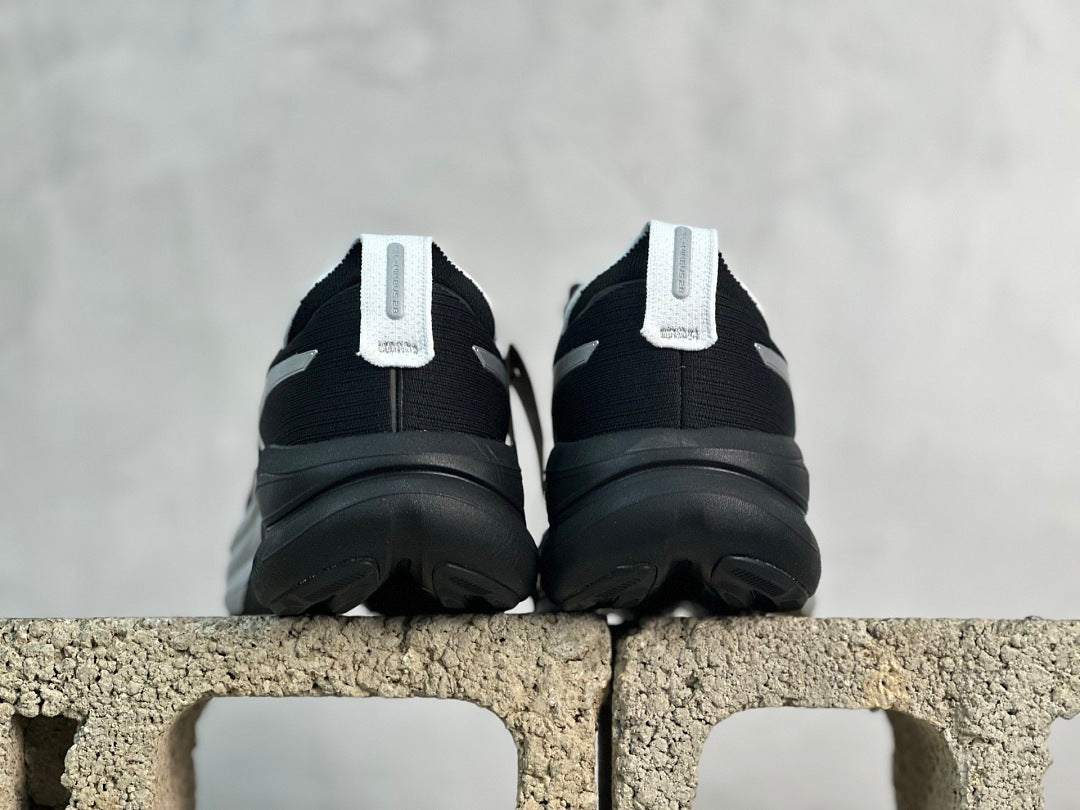 GEL-NIMBUS 28 Black/Silver